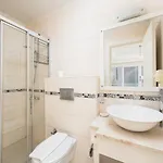 Vilă Valley 5 *