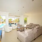 Villa Valley 5