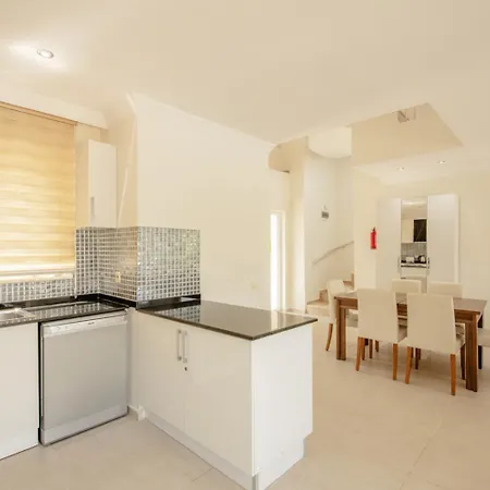 Villa Valley 5