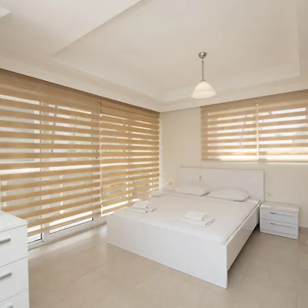Villa Valley 5