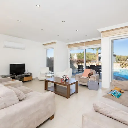 וילה Valley 5 אולודניץ